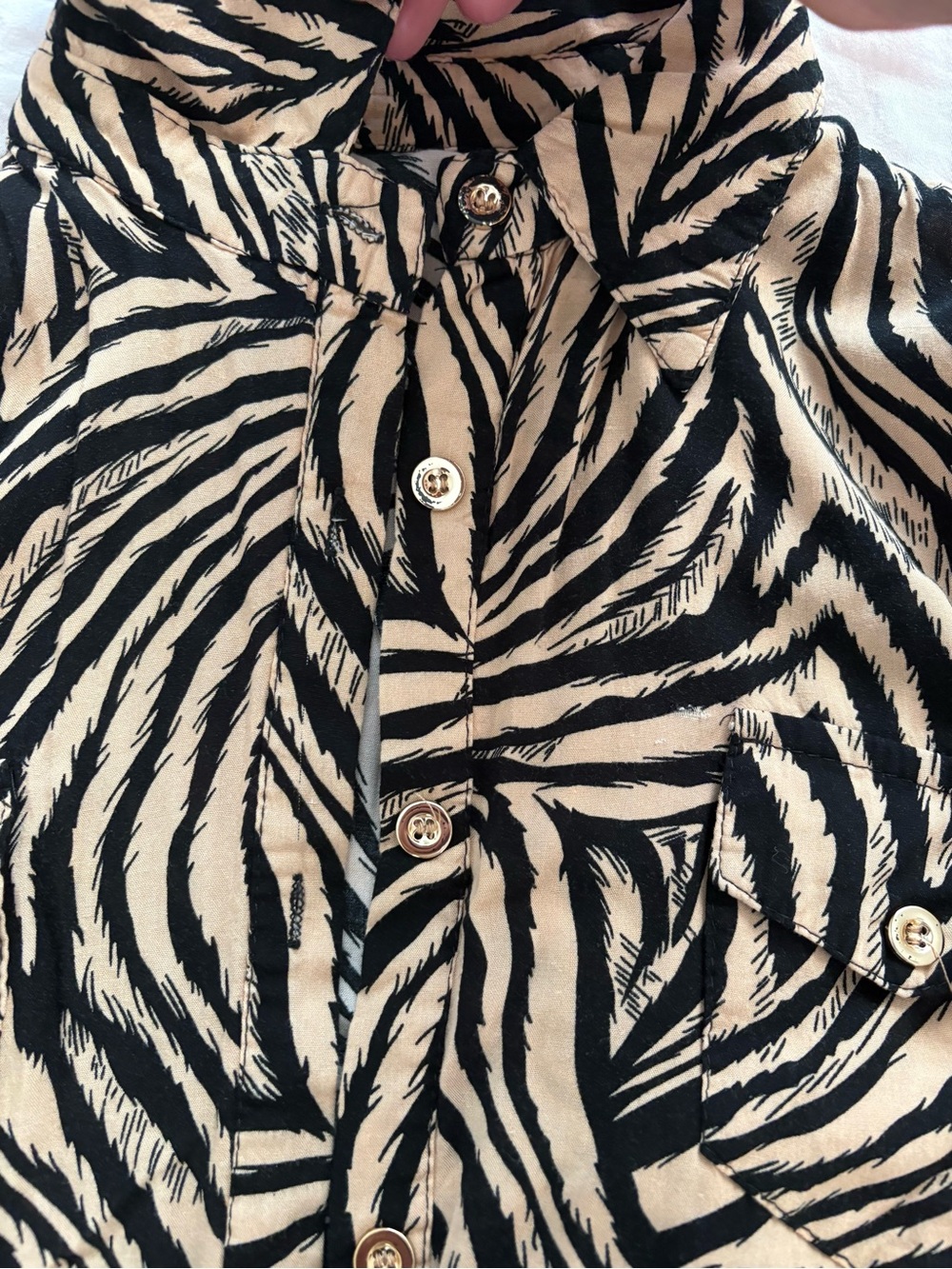Trendy Zebra Print blouse – Size L - Picture 5 of 6
